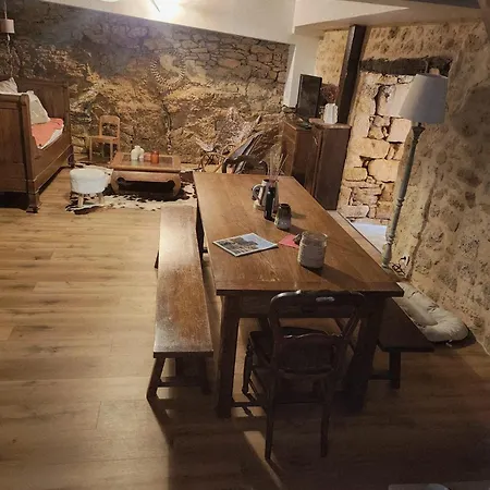 Vakantiehuis Corps De Ferme Renove A 10 Min De Sarlat Carsac-Aillac